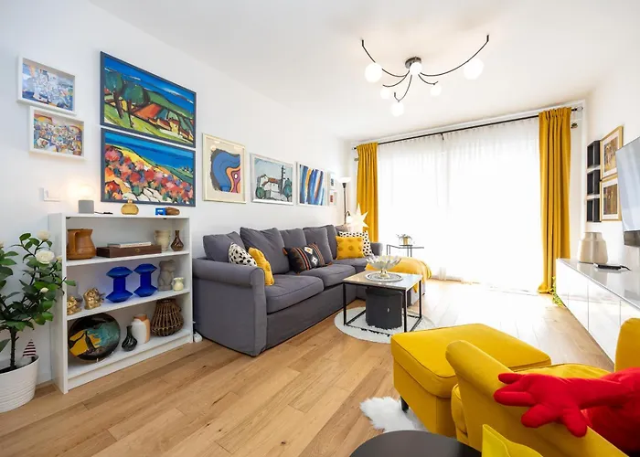 Apartment Sweet Cherry