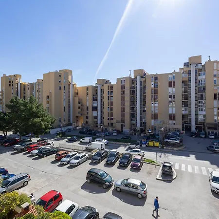 Sweet Cherry Apartament *