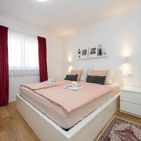 Sweet Cherry Apartament Split